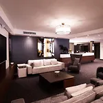 Uk Hotel 4*