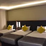 Hotel Uk 4*