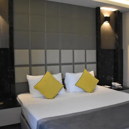 فندق Uk 4*