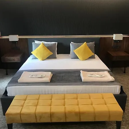 Uk Hotell 4*